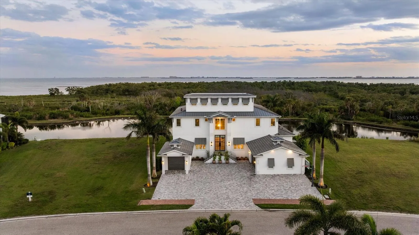 2021 estate in gated Legends Bay