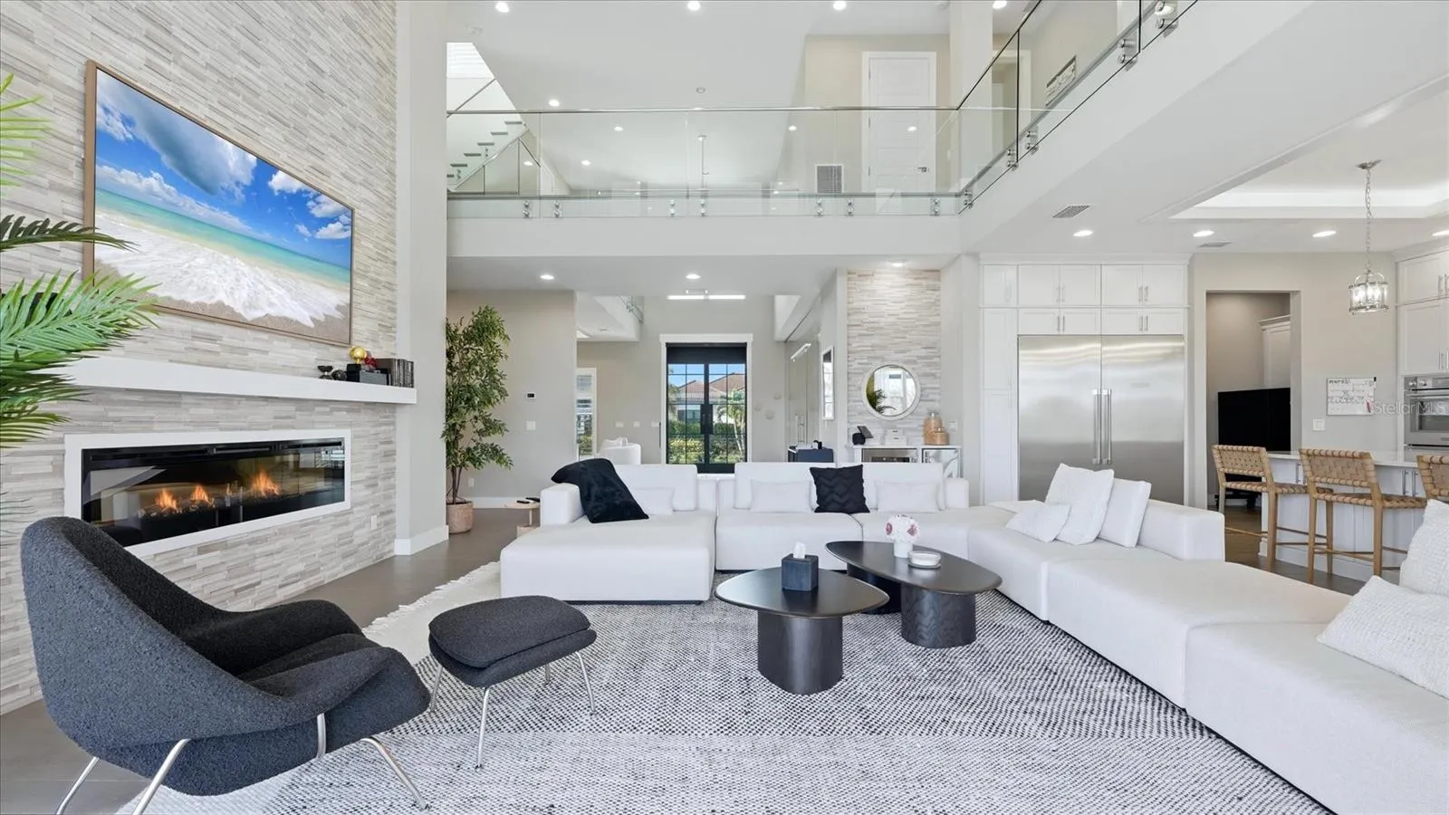 spacious living room