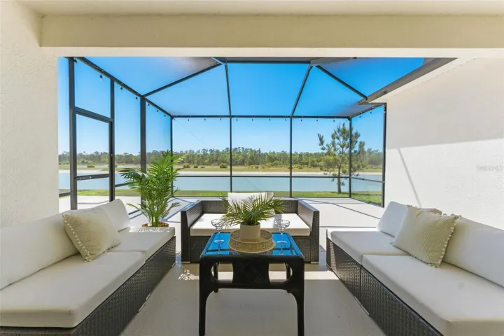 Screened-in Lanai