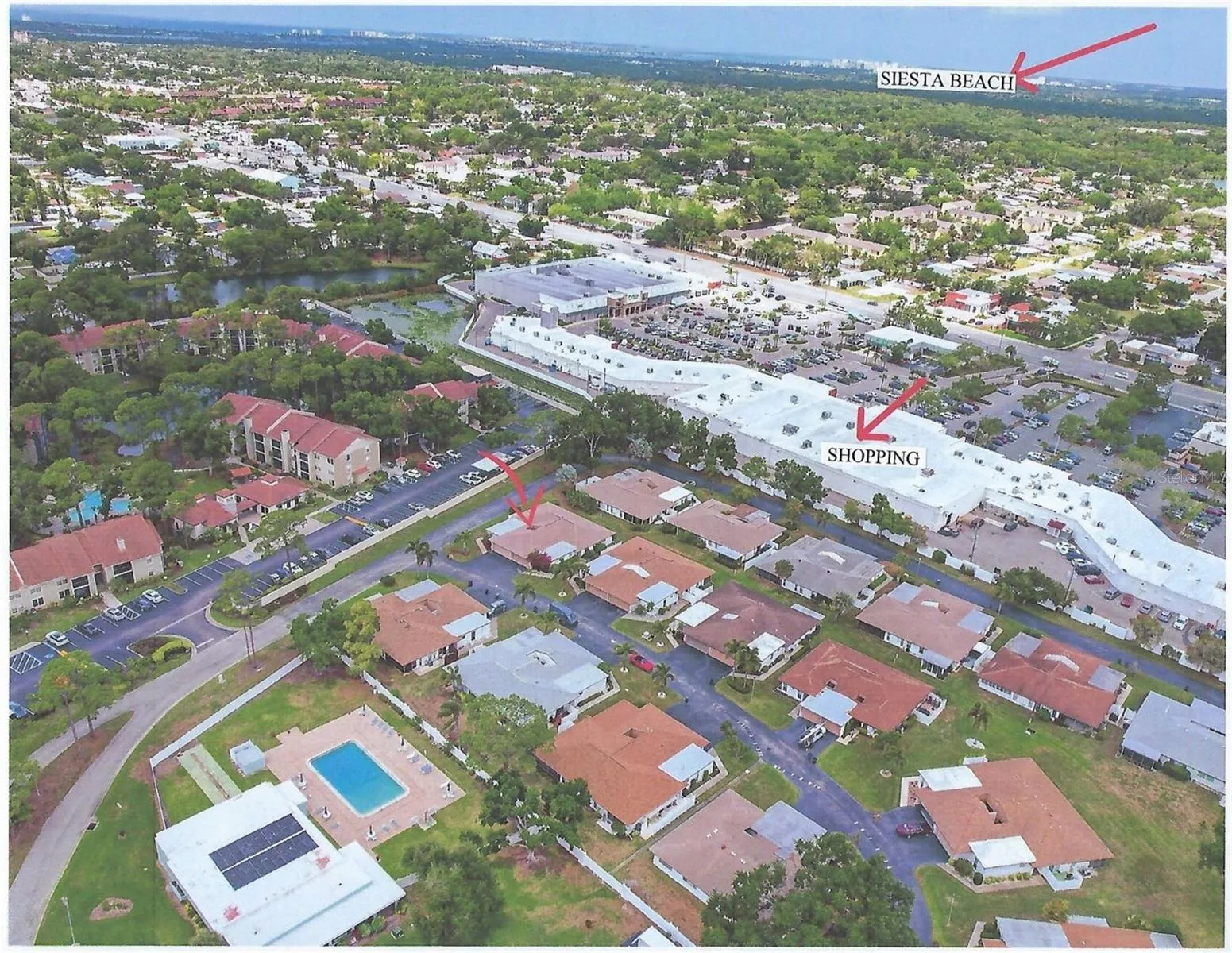 Location to Beach and Shopping