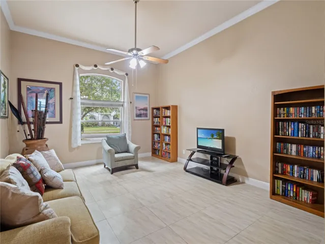 Bonus Rm or 5th bedroom