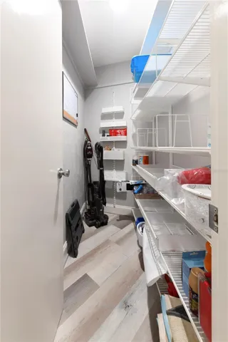Closet pantry behind the kitchen