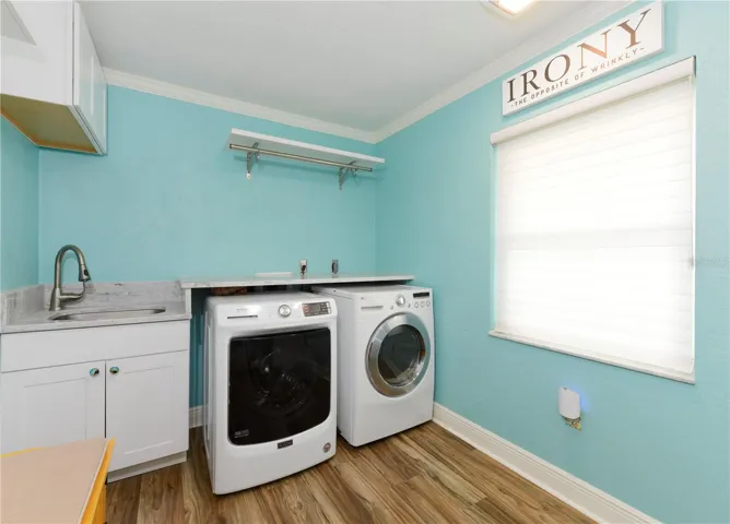 Huge interior laundry room