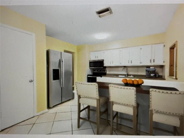 Breakfast Area Virtually staged.