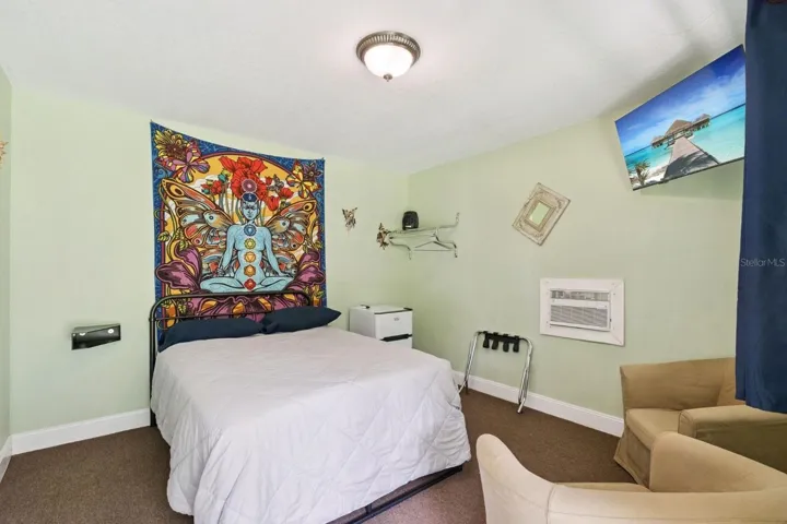 Guess house  Bedroom