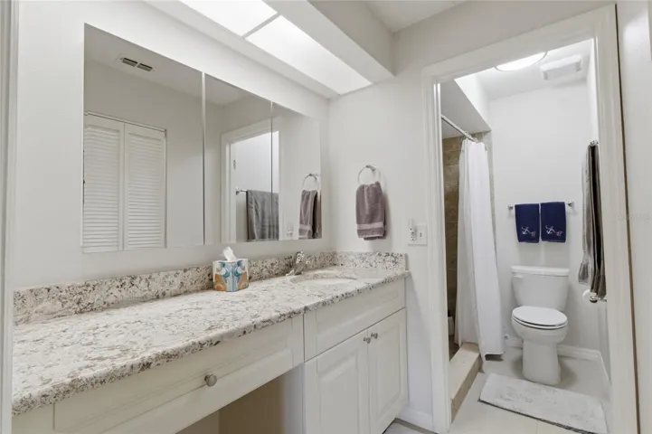 Primary Ensuite Bath