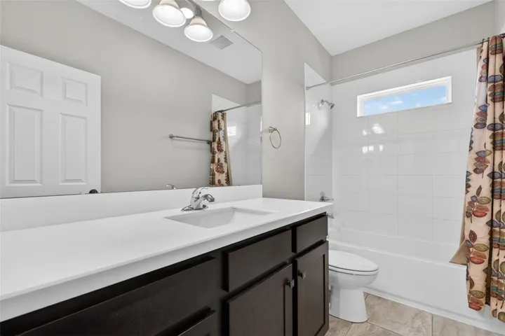 2nd Story Full Bath