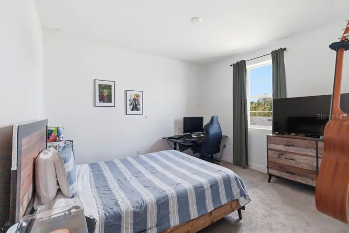4th bedroom, 2nd floor