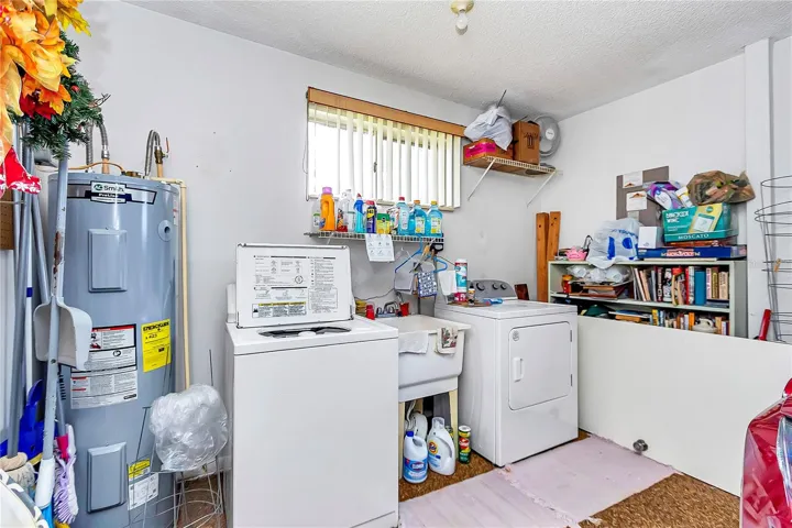 LAUNDRY IN GARAGE