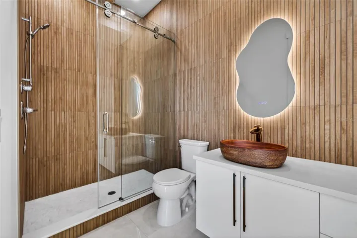 First ensuite bath