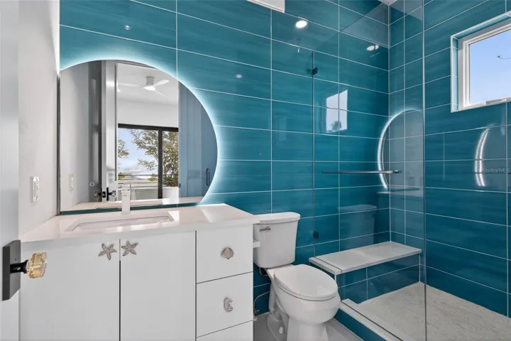 Second ensuite bath