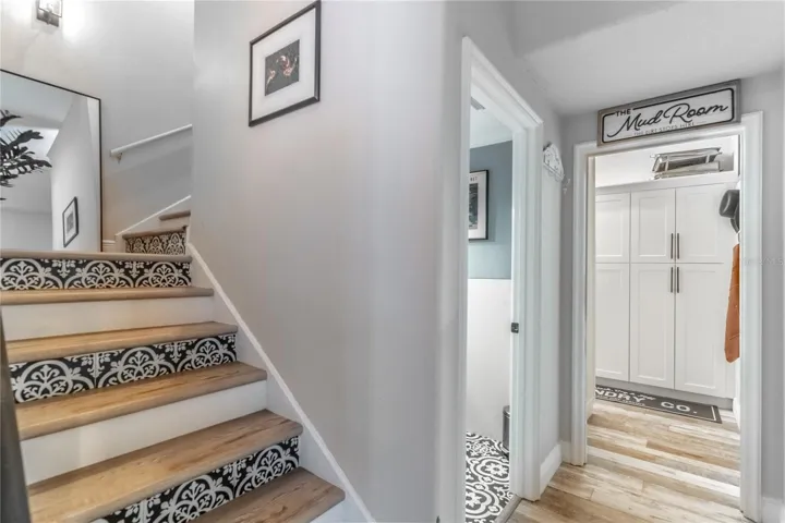 Stairs goin up
