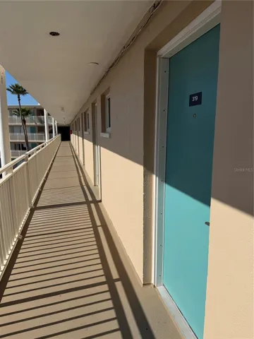 Hallway to entry