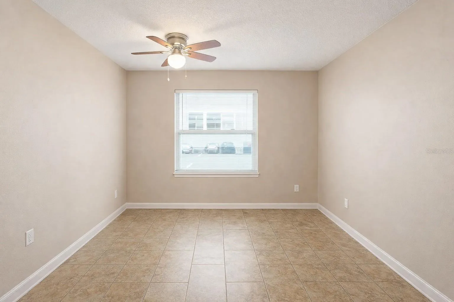 Spacious guest bedroom