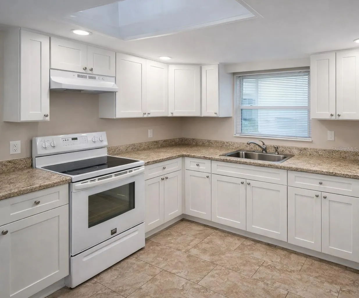Beautifully finished kitchen
