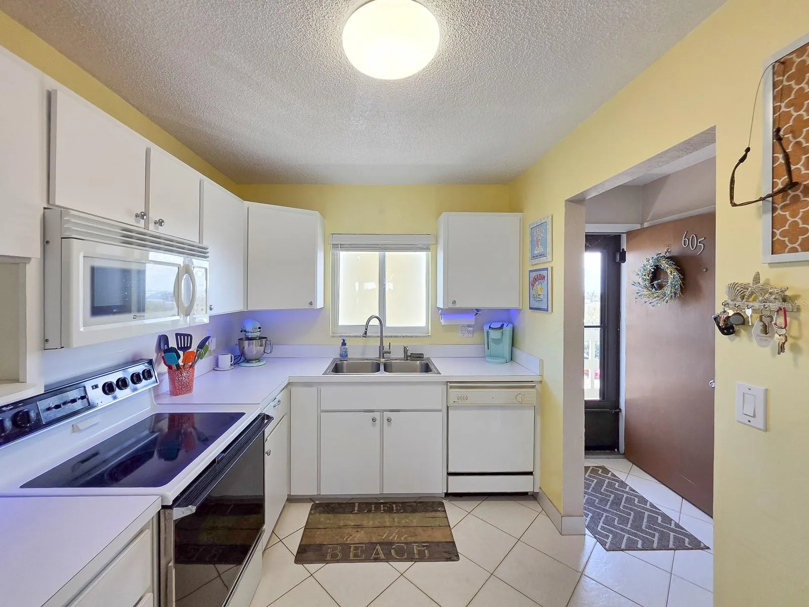 Ocean views from your kitchen.....