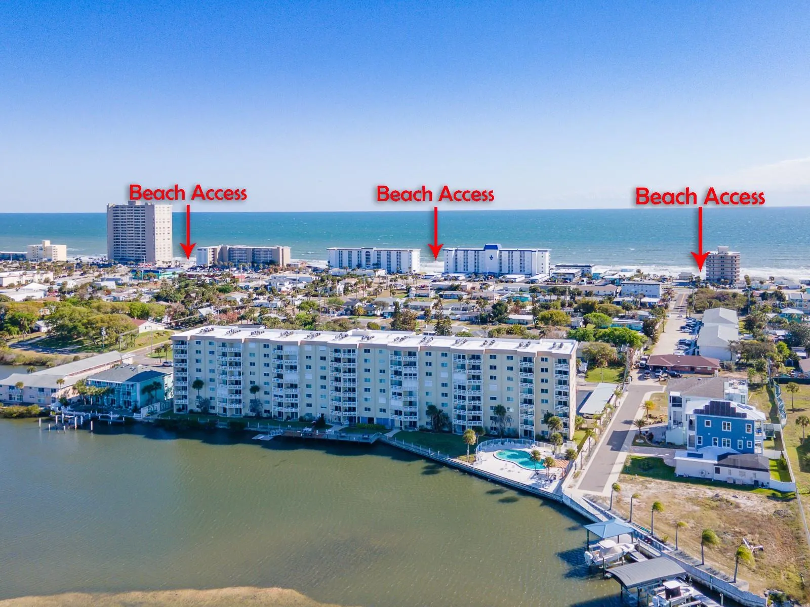 Just a 3 block ride or walk to "The World's Most Famous Beach."