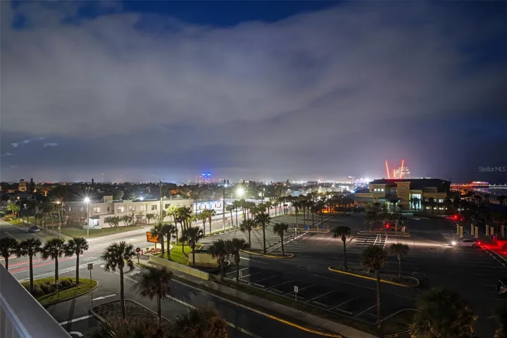 Night shot of the city from the balcony