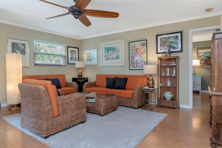 Living rm