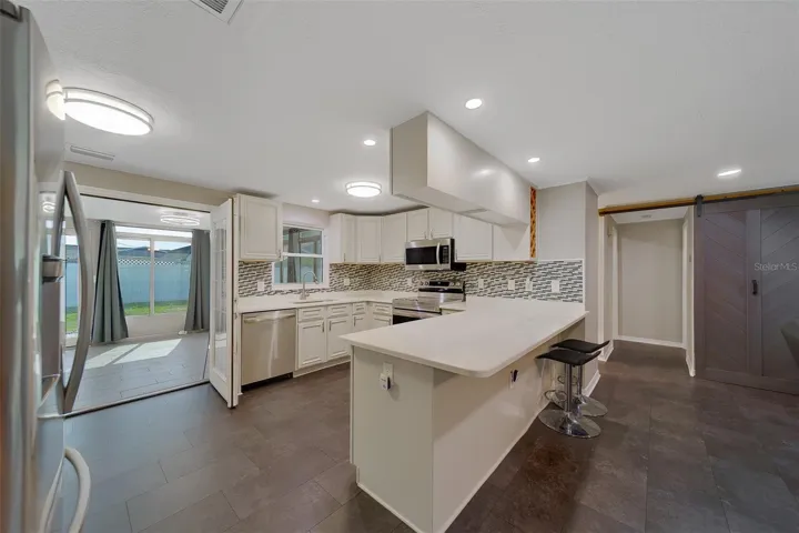Beautiful updated modern Kitchen