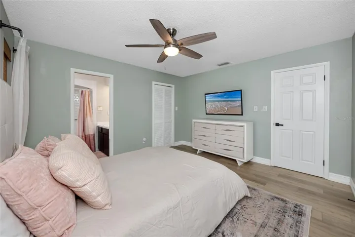 Guest room #1 with full bathroom