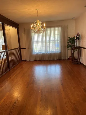 formal dining area