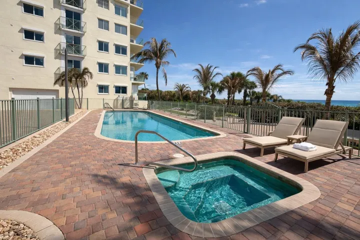 Pool and Jacuzzi