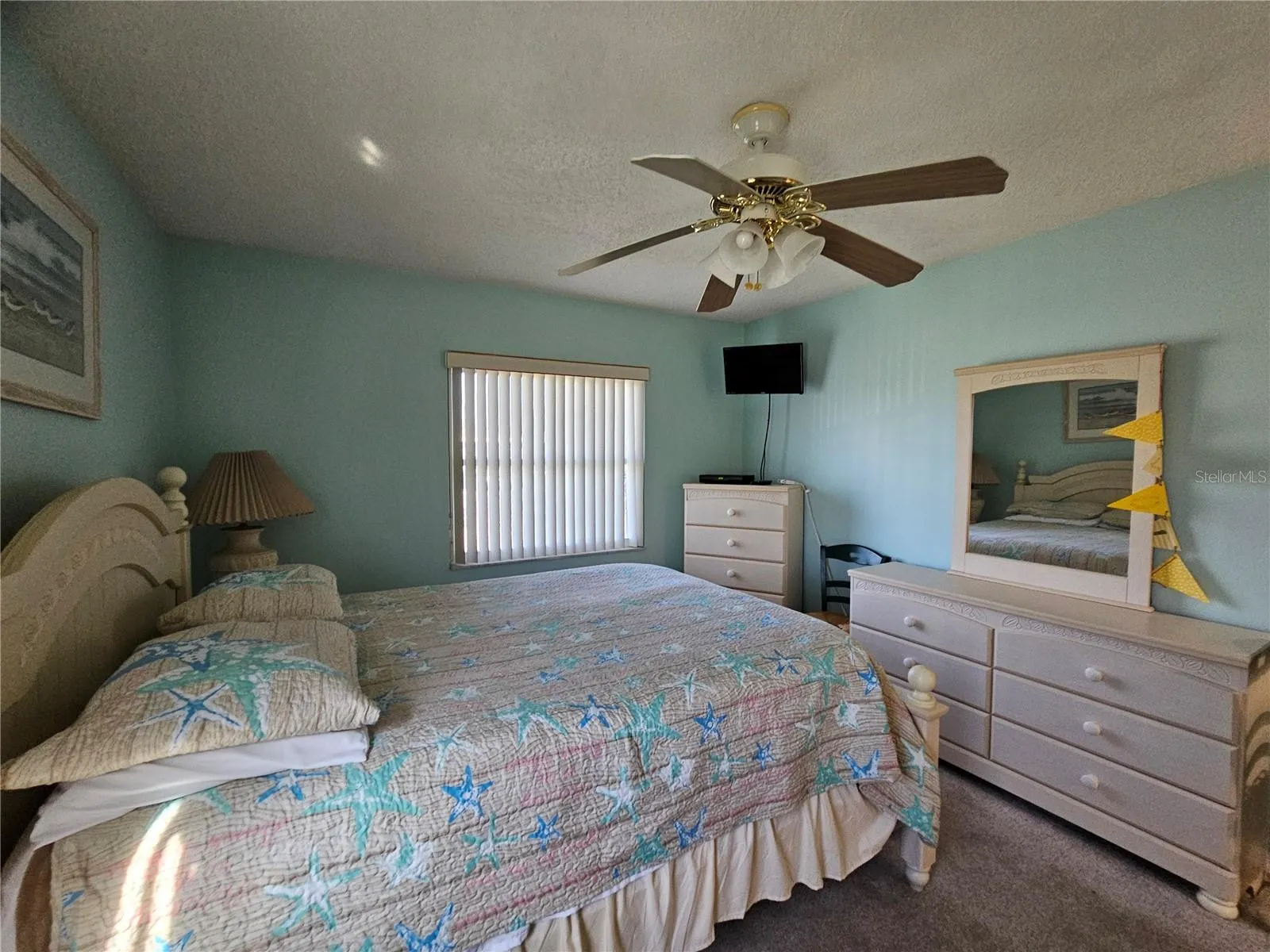 Queen bed in Primary bedroom