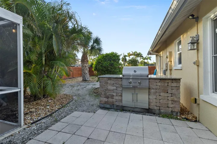 Outdoor Grill