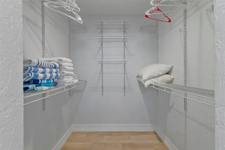 Walk in Closet