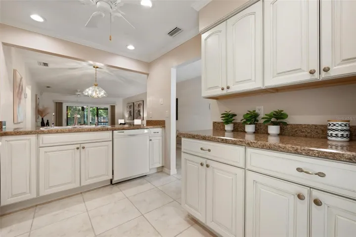 3320 Tallywood CT, Sarasota FL