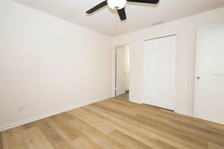 Master Bedroom - Alt View