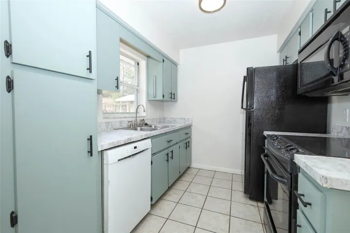 Kitchen - Alt View
