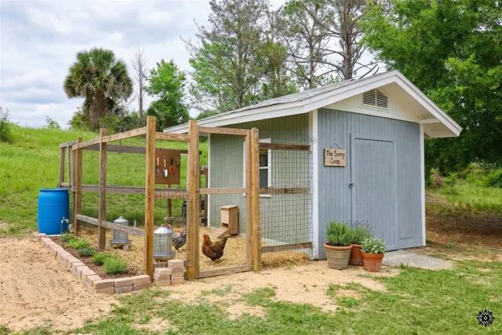 Virtually Staged Storage Building