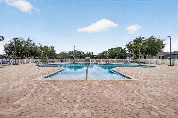 Key Vista Pool