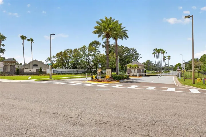 Key Vista Guard Gate