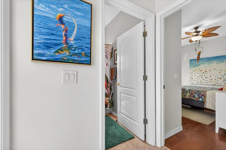 Level 1 guest room