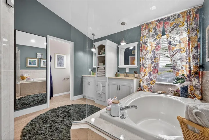 Primary Ensuite bath