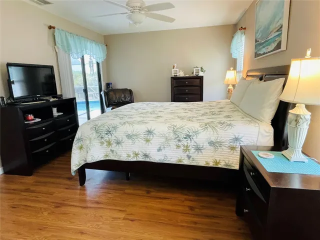 MASTER BEDROOM VIEW1