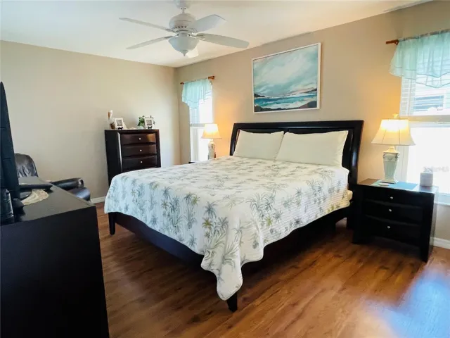 MASTER BEDROOM VIEW 2