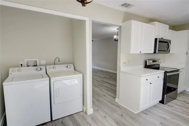 Kitchen/Laundry
