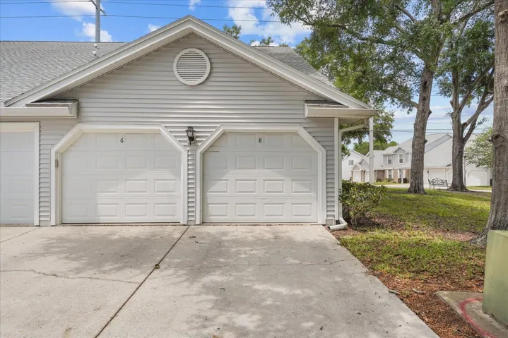 Garage #8