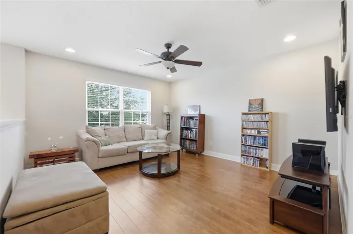 Loft (2nd Floor)