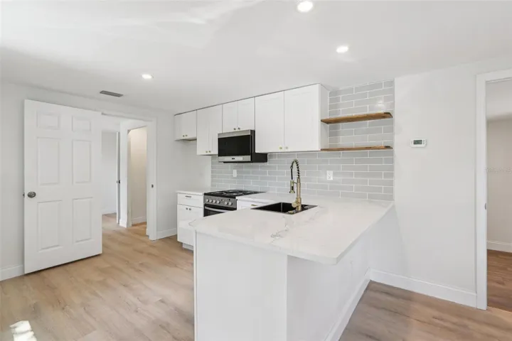 Guest house kitchen