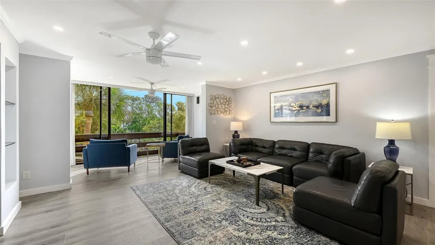 Modern and comfortable