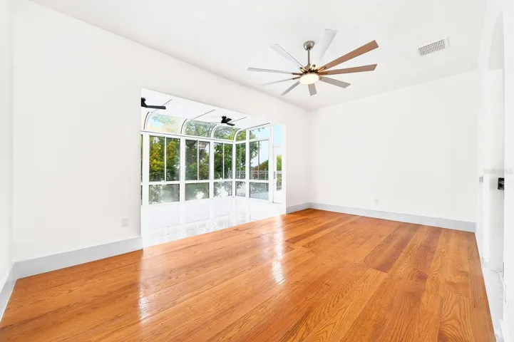 Bonus/loft into the sun room.