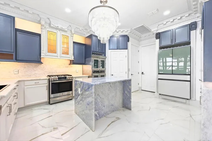 Gourmet Kitchen.
