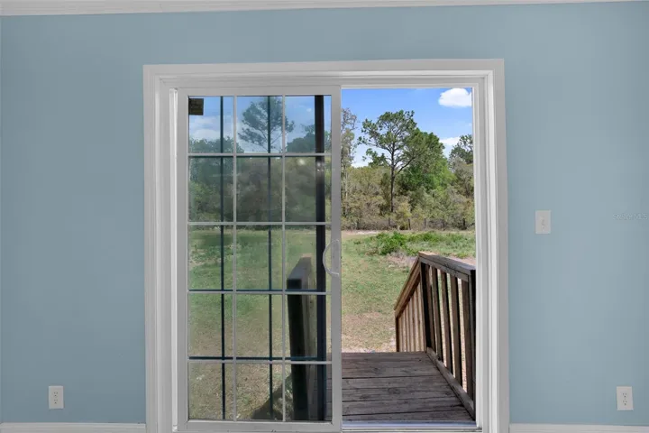 SLIDING DOORS