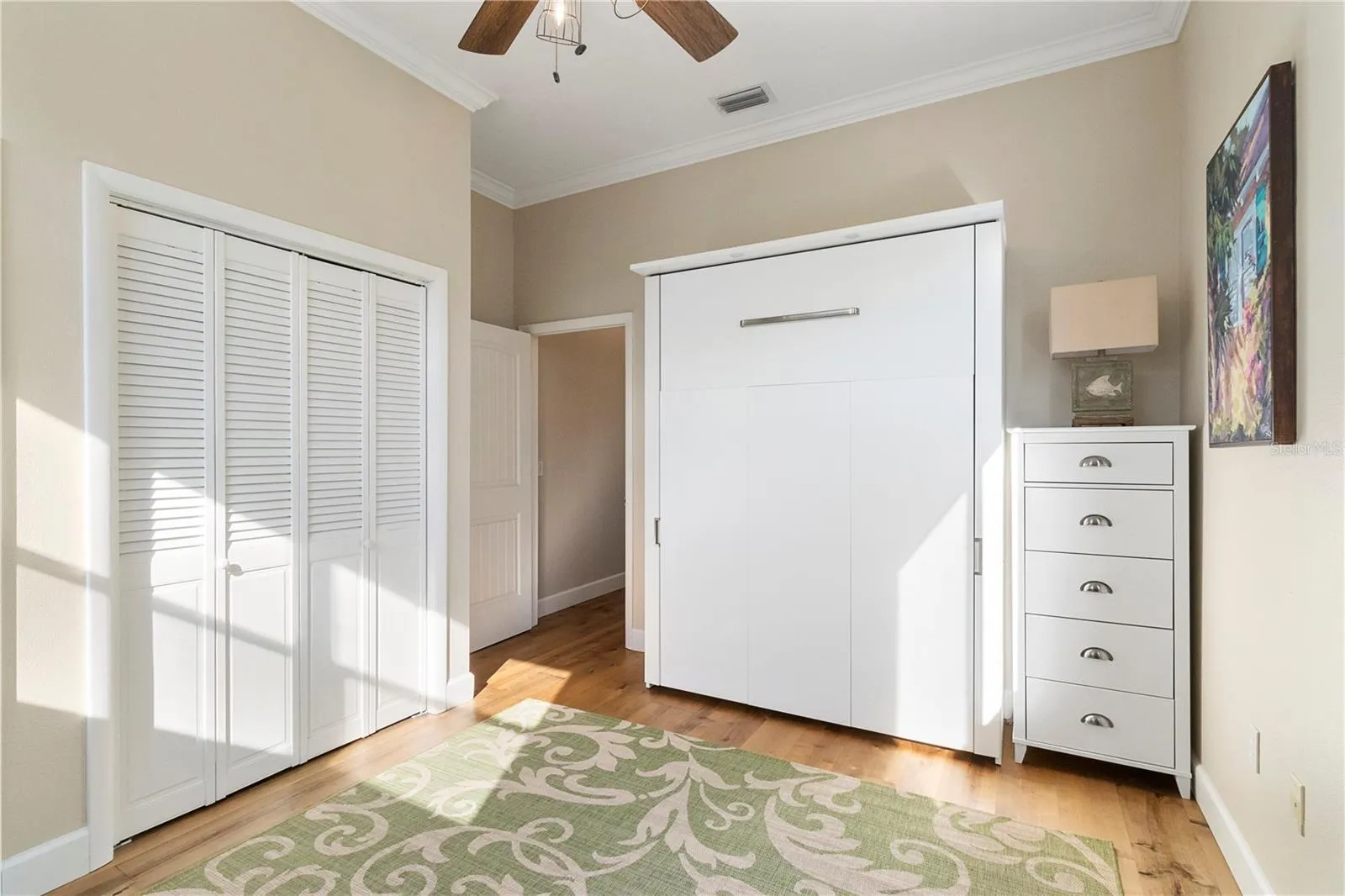 2nd Floor Bedroom w/ Murphy Bed