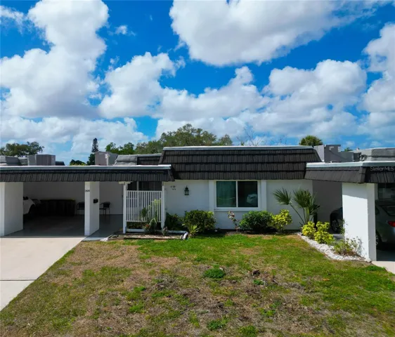 3924 Ashwood Lane